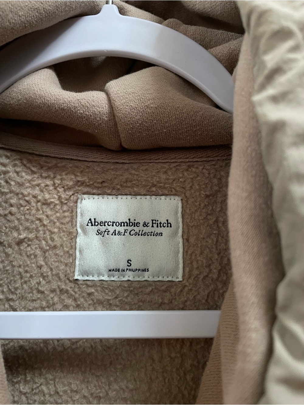 2 Abercrombie soft AF cropped hoodie s - Picture 10 of 14